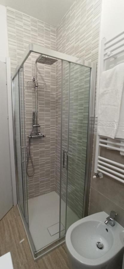 Apartamento Dimora Tra Ciuchi E Poeti LʼAquila Exterior foto