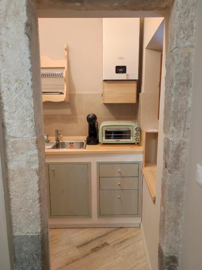Apartamento Dimora Tra Ciuchi E Poeti LʼAquila Exterior foto